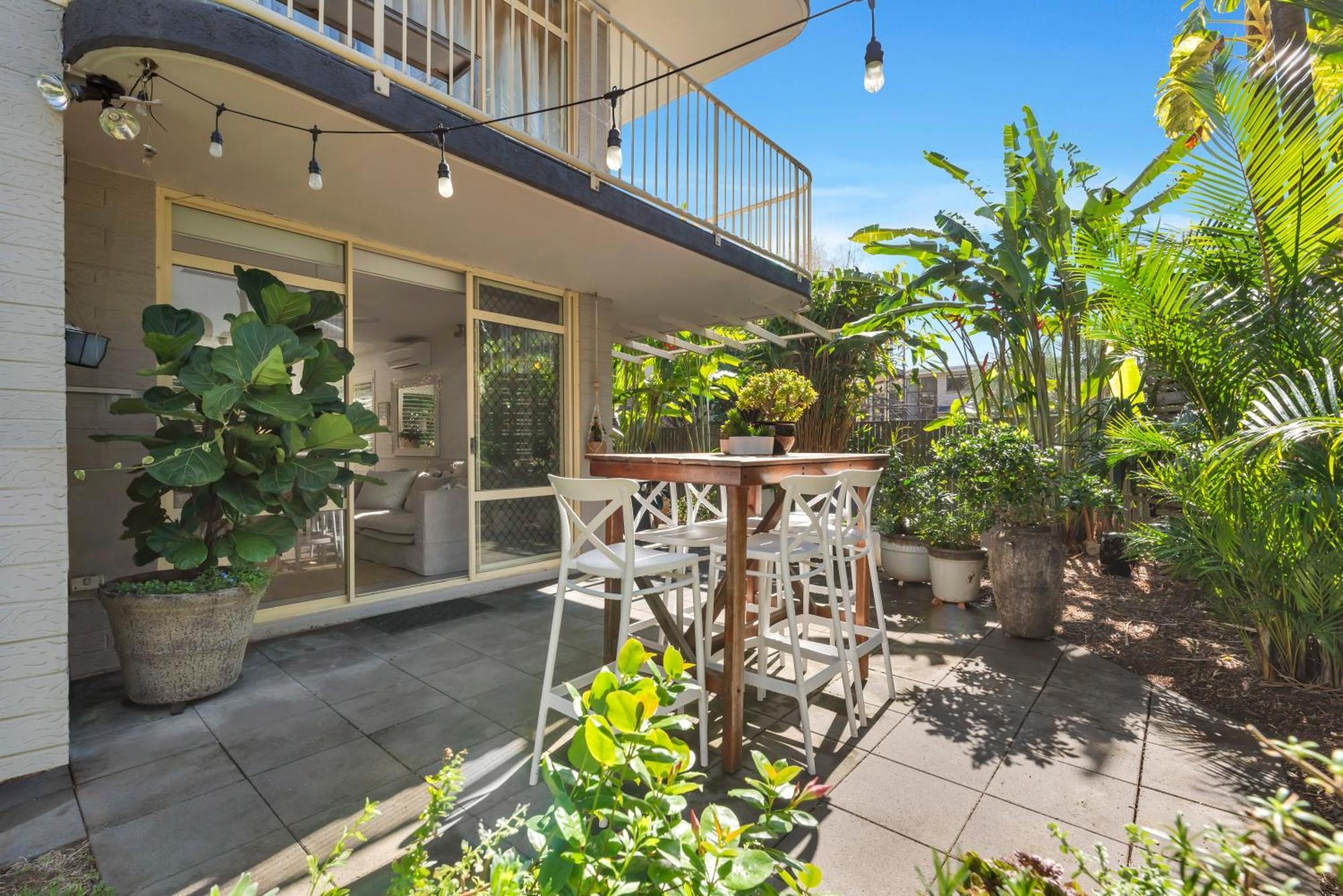 Surf Dance Apartments คูลัมบีช ภายนอก รูปภาพ